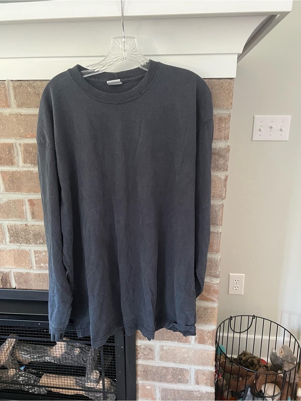 Carhartt Men's Long-Sleeve Crewneck Shirt - Charcoal